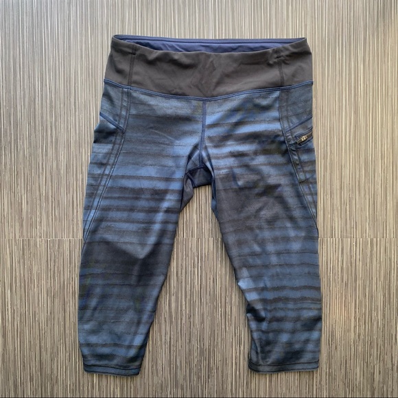 Lululemon Top Speed Crop (Good Vibes Deep Navy Black/Black) - Size 8 - Picture 3 of 11